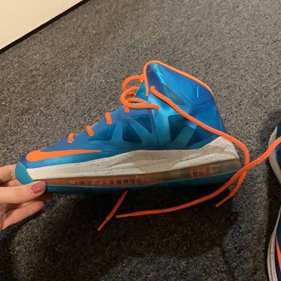 Nike - Picture 2 of 10